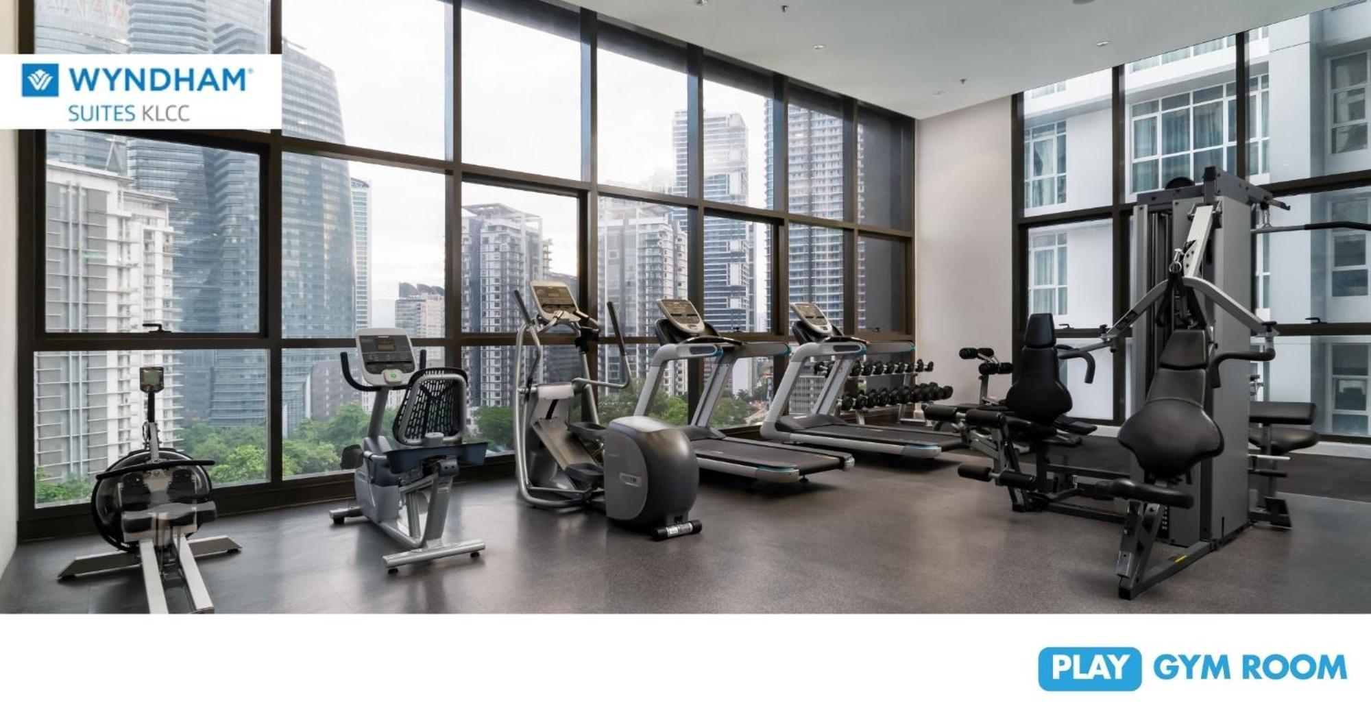 Wyndham Suites Klcc Kuala Lumpur Exterior photo The gym at the 10th floor