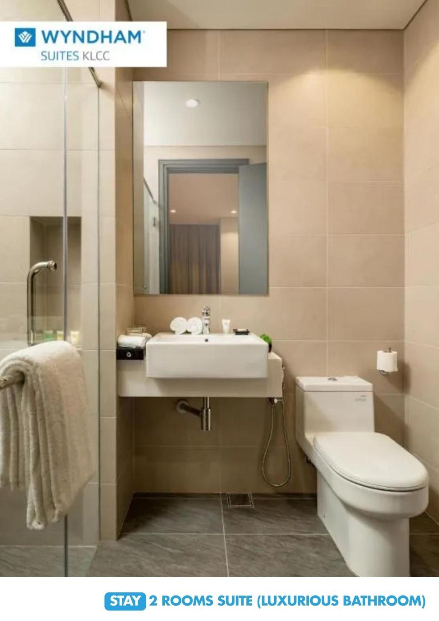 Wyndham Suites Klcc Kuala Lumpur Exterior photo Bathroom